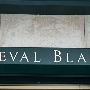 Hôtel Cheval Blanc, situé 8 Quai du Louvre dans le 1er arrondissement de Paris, le 28/07/2025. © Jonathan Jacob/Bestimage