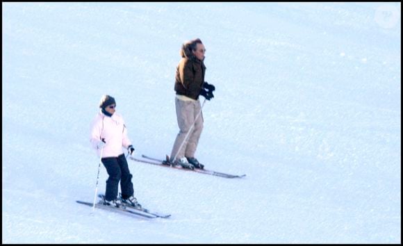 Philippe Lavil au ski dans les années 1990.© Guillaume Gaffiot/Bestimage