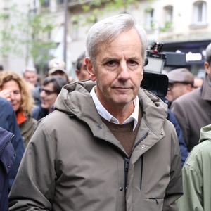 Le journaliste est également persona non grata dans d’autres pays comme la Chine, l’Algérie ou Cuba.

Bernard de la Villardière - Marche pour la République et contre l'antisémitisme à Paris le 12 novembre 2023. © Denis Guignebourg  / Bestimage