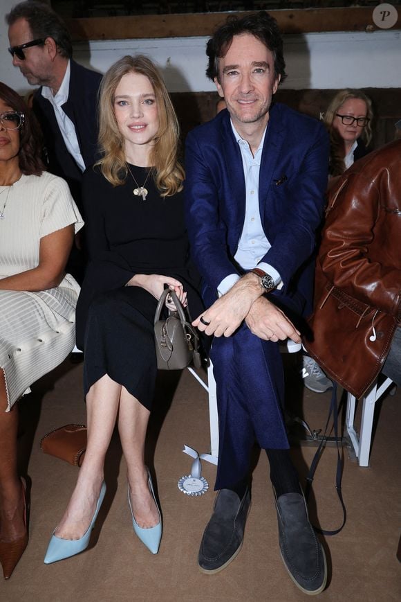 Natalia Vodianova et Antoine Arnault au premier rang du défilé Stella McCartney lors de la semaine de la mode à Paris le 4 mars 2026 à Paris, France. Photo by Jerome Domine/ABACAPRESS.COM