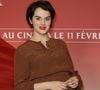 Enceinte de son premier enfant, elle a posé fièrement dans une robe longue mettant son ventre en valeur.

Noémie Merlant enceinte - Avant-première du film "Hurlevent" au Grand Rex à Paris le 2 février 2026. © Coadic Guirec/Bestimage