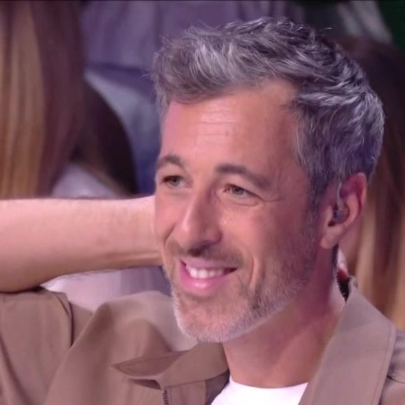 Michael Goldman sur le plateau de la "Star Academy" lors du prime - capture d'écran TF1