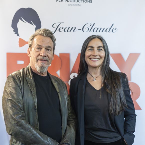 Dans un entretien accordé à "VSD", le père d’Aël et Inca a confié qu'il prenait actuellement soin de lui pour assurer sa tournée. "Au moment où nous nous parlons,

Florent Pagny, Coralie Baroux, Azucena Caamaño - Première de la pièce "Jean-Claude et Josephine, une histoire vraie jamais racontée" au théâtre de Passy à Paris le 16 septembre 2025.

© Benjamin Babiz / Bestimage