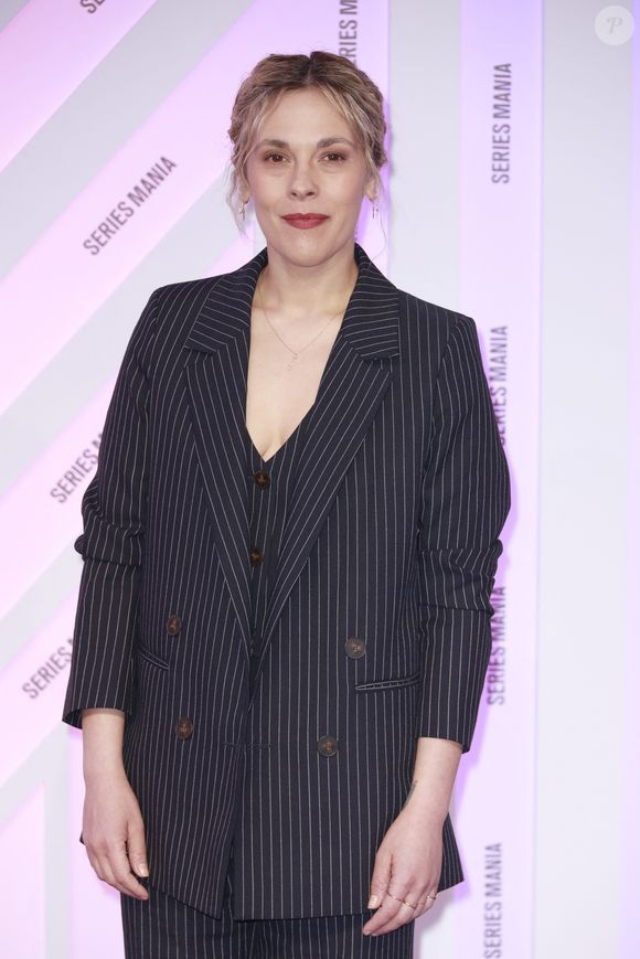 Très proche de sa sœur Vanessa — elle est d’ailleurs la tante de Lily-Rose Depp —, Alysson Paradis a répondu aux questions du "Figaro TV" à l’occasion de son actualité médiatique

Alysson Paradis - Le Festival Series Mania, le festival international des séries à Lille
© Christophe Aubert via Bestimage