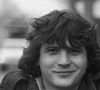 Pour pouvoir composer en toute tranquillité et à l’abri de la médiatisation, il a décidé de s’installer à Colombes

Rendez-vous avec Daniel Balavoine sur sa moto à Paris. Le 25 mars 1980
© Jean-Claude Colin via Bestimage

|COLIN Jean-Claude - Archives - No Web - Daniel Balavoine