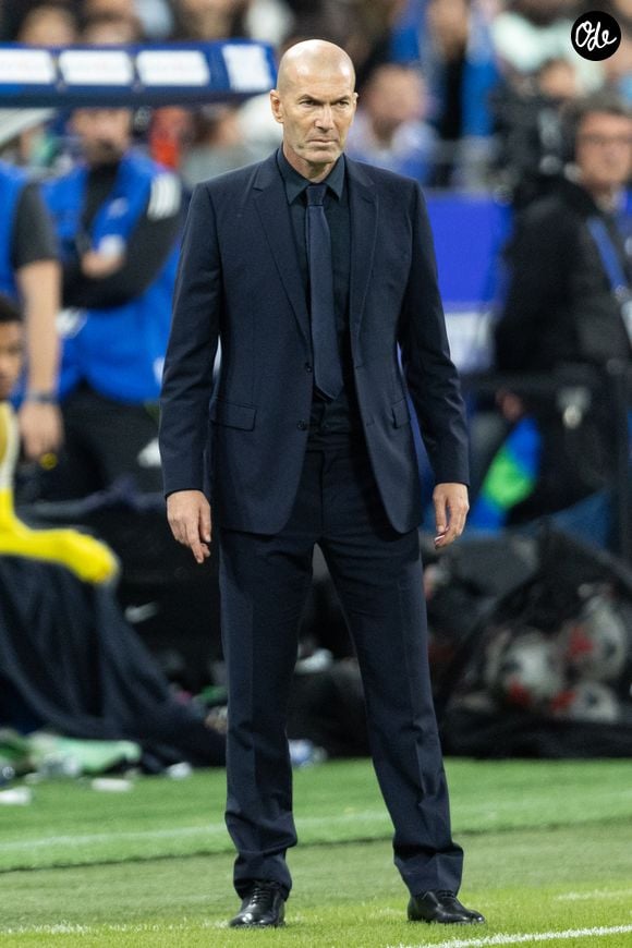 Zinedine Zidane lors du match de football de la Ligue des nations de l'UEFA opposant la France à l'Italie (1-1) au Stade de France à Saint-Denis, France, le 2 octobre 2026. © Cyril Moreau/Bestimage