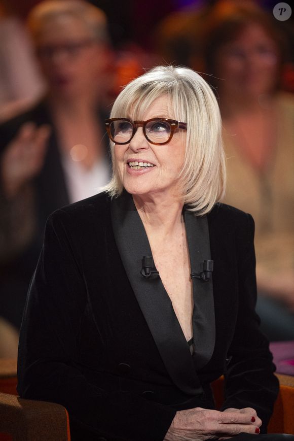 Exclusif - Chantal Ladesou lors de l'enregistrement de l'émission "Famille je vous aime" présentée par M.Drucker et qui sera diffusée le 29 décembre sur France 3, au studio Rive gauche, à Paris, France, le 2 décembre 2025. © Gaffiot-Perusseau/Bestimage