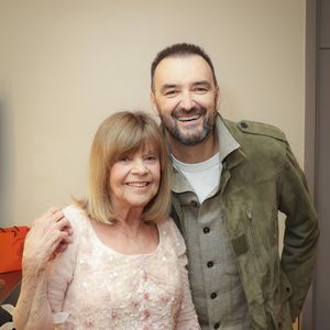 Exclusif - Chantal Goya, Cyril Lignac - Célébrités lors du concert "50 Ans d'Amour" de Chantal Goya au palais des Congès à Paris, France, le 29 mars 2026. Deux représentations à guichet fermé. © Jack Tribeca/Bestimage
