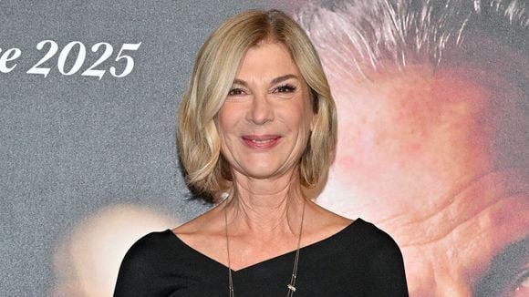 5 जोड़ों के दर्द से राहत देने वाले व्यायाम जिनका अभ्यास मिशेल लारोक भारत में अपने इलाज के बाद से हर सुबह करती हैं