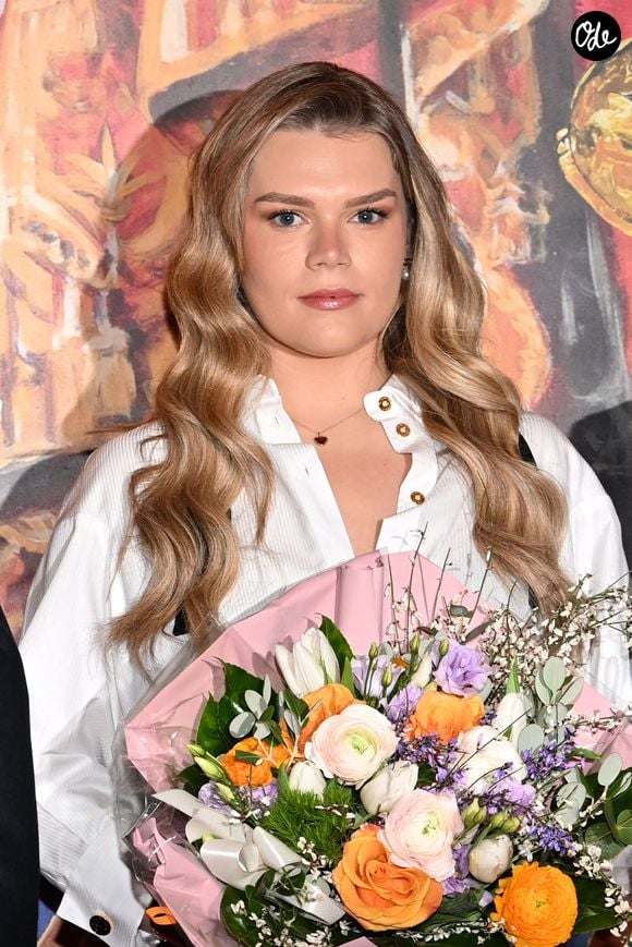 "On vivait dans une caravane”, a expliqué lLa jeune femme que l'on compare souvent à sa grand-mère la princesse Grace.

Camille Gottlieb - Les membres de la famille princière de Monaco arrivent à la soirée de clôture du 48ème Festival international du Cirque de Monte-Carlo sous le chapiteau de Fontvieille le 20 janvier 2026.

© Bruno Bebert / Bestimage