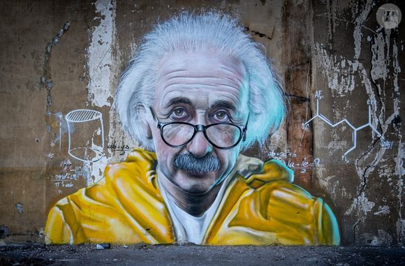 Albert Einstein écrit à son fils de 11 ans pour lui parler d’apprentissage et d’éducation.

Photo prise par Taton Moïse. Unsplash
