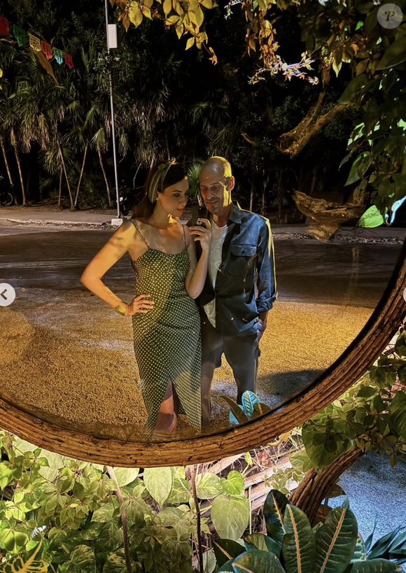 Delphine Wespiser et Roger ensemble en vacances au Mexique - Instagram @wespiserd