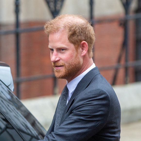 Le prince Harry, duc de Sussex, à la sortie du procès contre l'éditeur du journal "Daily Mail" à Londres, le 30 mars 2023.
© Tayfun Salci/Zuma Press/Bestimage