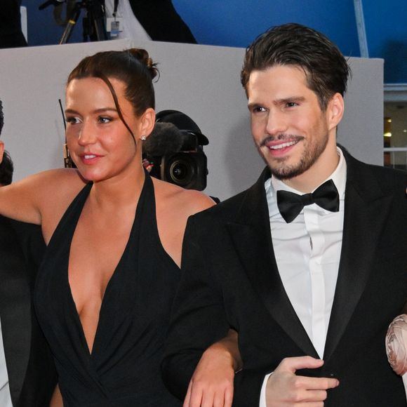 Adèle Exarchopoulos, François Civil - Descente des marches du film « L’amour ouf » lors du 77ème Festival International du Film de Cannes, au Palais des Festivals à Cannes. Le 23 mai 2024
© Bruno Bebert / Bestimage