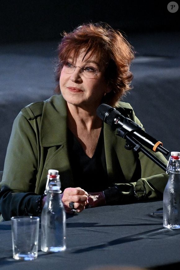 Marlène Jobert donne une master class lors du 14e Festival Lumière à Lyon, le 20 octobre 2022. Photo : Julien Reynaud/APS-Medias/ABACAPRESS.COM