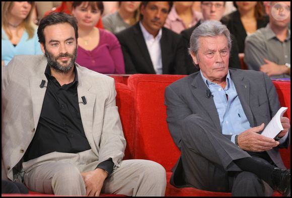 Les frères Faiola ont préservé l’âme du restaurant tout en lui donnant une dimension nouvelle à sa clientèle.

Anthony Delon et son père Alain © Guillaume Gaffiot/bestimage