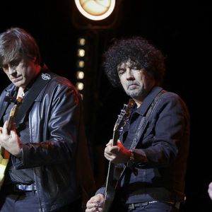 Thomas Dutronc, Yarol Poupaud, Fred Chapelier lors de la 10ème nuit de la déprime aux Folies Bergère à Paris le 5 février 2024.
© Jack Tribeca / Bestimage