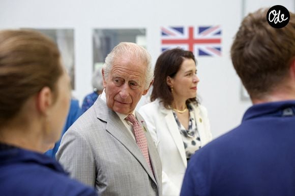Le roi Charles III au Stephen A. Schwarzman Centre for Humanities de l'Université d'Oxford, avant son inauguration officielle. Ce centre est un pôle d'excellence mondial pour les sciences humaines ; il abrite l'Institute for Ethics in AI, l'Oxford Internet Institute, la Bate Collection of Musical Instruments ainsi qu'une toute nouvelle bibliothèque Bodleian dédiée aux sciences humaines. Date de la photo : vendredi 10 juillet 2026. © Toby Shepheard/PA Photo/Bestimage
