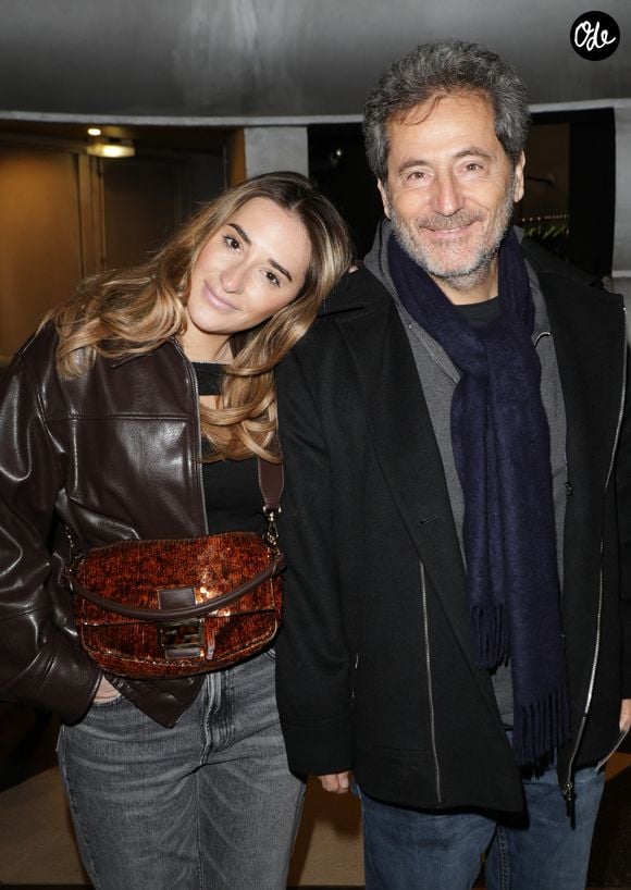 Exclusif - Eric Ghebali et sa fille Carla - Célébrités assistent au spectacle "Authentique" de Ary Abittan à la Cigale à Paris les 18, 19, 22 et 23 février 2025. © Coadic Guirec/Bestimage