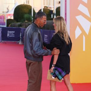 Roschdy Zem et sa compagne Sarah Poniatowski sur le tapis rouge lors de la première du film 'L'Invitation' pendant la 52ème édition du Festival du Cinéma Américain de Deauville, France, le 5 septembre 2026. © Denis Guignebourg/Bestimage