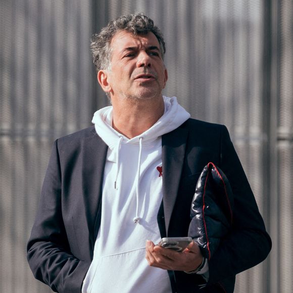 Stéphane Plaza après le verdict de son procès au tribunal correctionnel de Paris, à Paris, France, le 18 février 2025. Photo by Alexis Jumeau/ABACAPRESS.COM