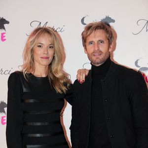 Lacheau explique avec humour qu’il hésite à lui montrer le film, de peur que la fiction ne se mélange avec la réalité à ses yeux. 

Elodie Fontan (marraine de Hope), Philippe Lacheau lors de la soirée annuelle de gala de l'association Hope au pavillon Gabriel à Paris le 14 octobre 2025.
L'association HOPE propose, à travers l'équithérapie et de nombreux ateliers artistiques, un accompagnement destiné aux femmes qui, après l'annonce de leur cancer, souhaitent se reconstruire émotionnellement et retrouver confiance en elles, au-delà du parcours médical.

© Anne-Sophie Guebey / Bestimage