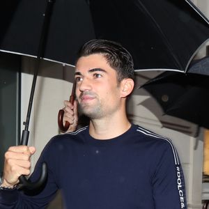 Le fils aîné de l'ancien entraîneur du Real Madrid a cependant pris sa retraite sportive à l'âge de 29 ans

Zinédine Zidane avec sa femme Véronique et leurs enfants Luca et Enzo - A l'occasion des 20 ans de la victoire de l'équipe de France, les bleus 98 se sont rendus à un dîner organisé au Buddha Bar avec les joueurs et leurs familles à Paris, France.
Crédit : Agence / Bestimage