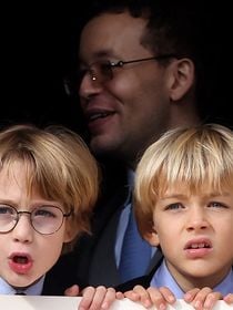 Les adorables têtes blondes de Monaco ! Les petits-enfants de Caroline de Monaco de sortie pour la fête monégasque
