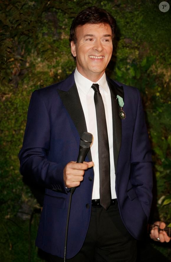 Tony Carreira reçoit la médaille de 'Chevalier de l'ordre des Arts et des Lettres' par Michel Drucker, a l'Hotel de Sers, a Paris, France le 15 janvier 2016. Photo by Jerome Domine/ABACAPRESS.COM