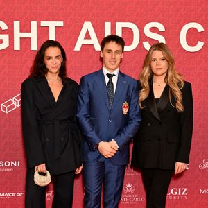 Semi-exclusif - Pauline Ducruet, Louis Ducruet et Camille Gottlieb durant la soirée de gala du "Fight Aids Cup 2026" à l'hôtel Fairmont Monte-Carlo à Monaco, le 24 janvier 2026 après la sixième édition de la Fight Aids Cup, un match de football caritatif au stade Louis II qui a opposé l'équipe du Cirque FC de la princesse Stéphanie et les Barbagiuans du prince Albert. Ce match de charité a pour but de soutenir Fight Aids Monaco, association qui lutte contre le virus du VIH, soutenue par l'AS Monaco, et dont la princesse Stéphanie en est la présidente. Dans l'équipe du prince, il y a notamment Charles Leclerc, Youri Djorkaeff, en capitaine Louis Ducruet et Ludovic Giuly en coach heureux car son équipe a remporté la rencontre aux pénalties et malgré la présence de Christian Karembeu ou d'Andriy Chevtchenko venus en renfort dans l'équipe du cirque. C'est la princesse Stéphanie qui a donné le coup d'envoi au côté de Paul Pogba.© Bruno Bebert / Bestimage