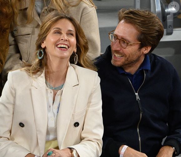 Ophelie Meunier et Mathieu Vergne habitent dans un appartement à Paris...

Ophelie Meunier et Mathieu Vergne dans les tribunes de Roland Garros à Paris, France. Photo Laurent Zabulon/ABACAPRESS.COM