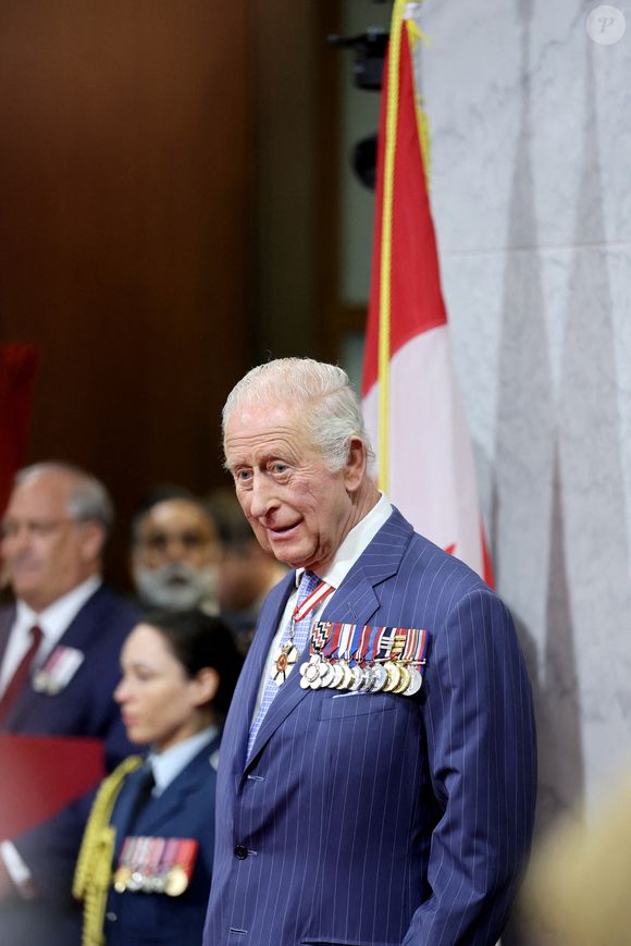 Le roi Charles III sur le parquet du Sénat lors de l'ouverture officielle du Parlement du Canada, dans la salle du Sénat de l'édifice du Sénat du Canada, à Ottawa, dans le cadre de la visite royale de deux jours au Canada. Mardi 27 mai 2025. Photo de Chris Jackson/PA Wire/ABACAPRESS.COM
