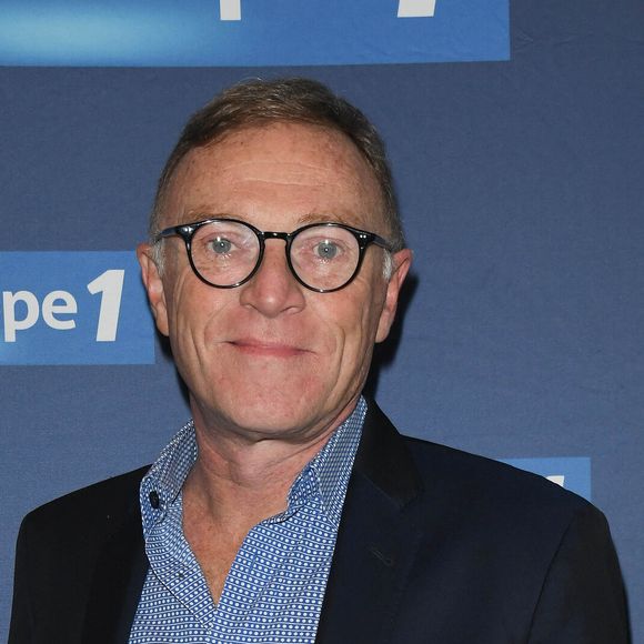 Christophe Hondelatte avait présenté le JT de France 2 au début des années 2000.

Christophe Hondelatte - Conférence de rentrée de la radio Europe 1 à Paris. © Coadic Guirec/Bestimage