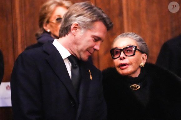 Le prince Emmanuel Philibert de Savoie, prince de Venise et de Piémont, duc de Savoie et Vittoria de Savoie, princesse de Carignan et marquise d'Ivrée réunis en mémoire du prince Victor-Emmanuel à la basilique de Superga le 1er février 2025 à Turin en Italie.  © Lucia Sabatelli/Bestimage