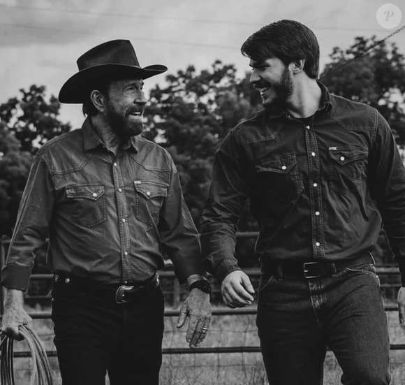 Ces déclarations interviennent après la mort de la star américaine, le 19 mars 2026 à l’âge de 86 ans, à Hawaï. 

Compte Instagram de Dakota et Danilee