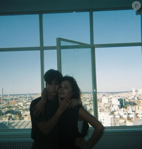 Marie Fèvre, alias Solenn dans "Tout pour la lumière, sur Instagram.