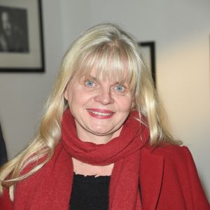 Une fille adoptée en 2002
Isabelle Nanty - Le Studio Harcourt célèbre la sortie de l'ouvrage "Au Cours Florent" avec la participation exceptionnelle de F. Florent (fondateur du Cours Florent) à Paris le 20 novembre 2018. © Coadic Guirec/Bestimage