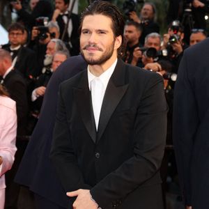 "C'est l'amour sain. Celui où il y a de l'amitié, où on passe les épreuves en essayant de toujours avoir de l'autodérision et de la complicité", explique l'actrice de 30 ans, maman d'un petit garçon prénommé Ismaël, né en avril 2017 et qui a pour papa le rappeur Doums. 

François Civil (Montre Audemars Piguet) - Montée des marches du film « Die my love » lors du 78ème Festival International du Film de Cannes, au Palais des Festivals à Cannes. Le 17 mai 2025
© Jacovides-Moreau / Bestimage