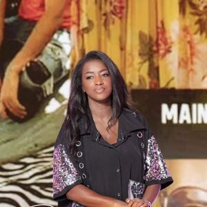 Celle-ci s'est terminée au commissariat.

Exclusif - Hapsatou Sy - Première émission "TPMP Elles refont la télé", une version féminine de "Touche pas à mon poste !" sur C8  présentée par H. Sy à Paris. 
© Jack Tribeca/Bestimage