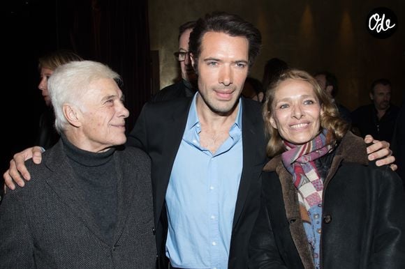 Nicolas Bedos et Guy Bedos, Joelle Bercot lors de l'avant-première du film "Monsieur & Madame Andelman" au cinéma Elysées Biarritz à Paris, France, le 6 mars 2017.

© Cyril Moreau/Bestimage