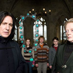 La série Harry Potter de HBO Max est très attendue par les fans de la saga.

Alan Rickman, Emma Watson, Rupert Grint, Daniel Radcliffe et Maggie Smith dans Harry Potter et le prince de sang-mêlé
©ALPHA AGENCY / BESTIMAGE