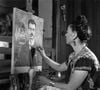 Si Alejandro est "blessé à la jambe, de manière superficielle", la jeune Frida "gît inanimée au sol le corps ensanglanté".

Archives : Frida Kahlo @Alamy/ABACAPRESS.COM