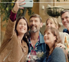 Il aurait même fini par se déshabiller devant elle, jusqu'à tenter de la violer.
Nouvelle bande-annonce de la série "Plus belle la vie, encore plus belle", de retour sur TF1.
