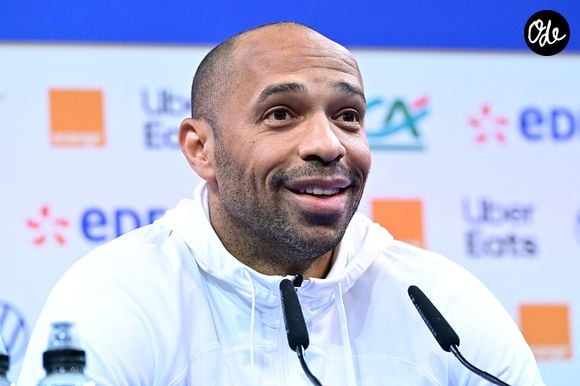 Le sélectionneur de l'équipe de France Espoirs Thierry Henry en conférence de presse au Centre National du Football (CNF) de Clairefontaine-en-Yvelines, France, le 9 octobre 2023. © Federico Pestellini/Panoramic/bestimage