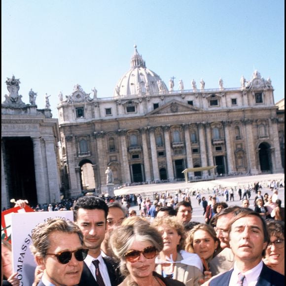Interrogé à propos des récentes rumeurs sur l’état de santé de BB, le journaliste s'est exprimé sur France Inter après son hospitalisation en octobre dernier 

Archives : Brigitte Bardot et Allain Bougrain-Dubourg dans une manifestation 1995 © MARIO BRENNA / BESTIMAGE