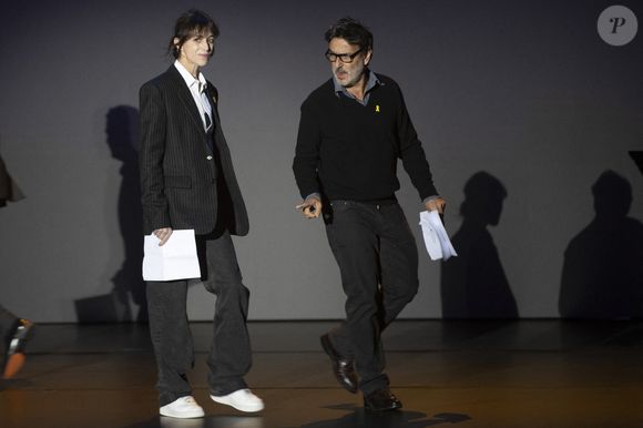 Charlotte Gainsbourg et Yvan Attal lors d'une commémoration le 7 octobre 2024. Photos by Jérémy Paoloni/ABACAPRESS.COM