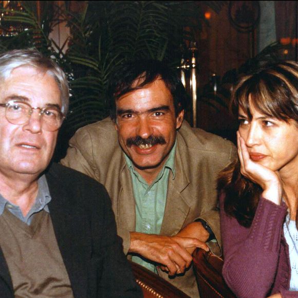 L'actrice française Sophie Marceau à l'hôtel Palace Avenida. Sur la photo avec son mari, Andrej Zulawski et Paulo Branco (producteur portugais du film de Zulawski "La Fidelité"). Lisbonne, octobre 2000. © QUEEN/ABACA