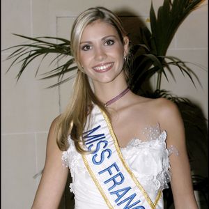 Alexandra Rosenfeld, Miss France 2006 - 29e cérémonie des Best 2005. Paris, le 12 décembre 2005. ©  Coadic Guirec / Bestimage