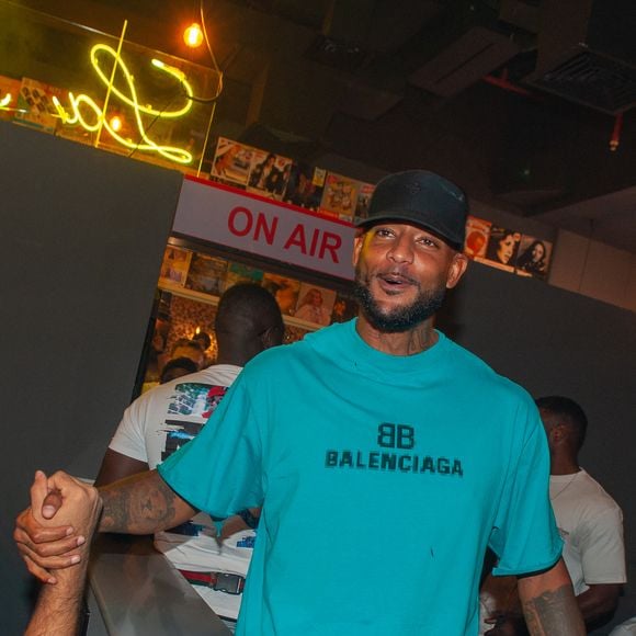 Exclusif - Booba lors de la soirée « Come Chill with Booba » au bar Le Tube à Dubaï le 21 octobre 2021.

© Nicolas Briquet / Bestimage