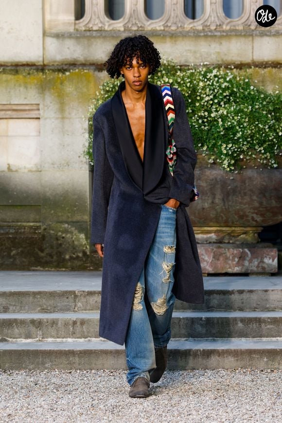Défilé de mode Dior Homme Prêt à Porter Collection Homme Printemps/Été 2027 lors de la Fashion Week de Paris, France, le 24 juin 2026. © Bestimage